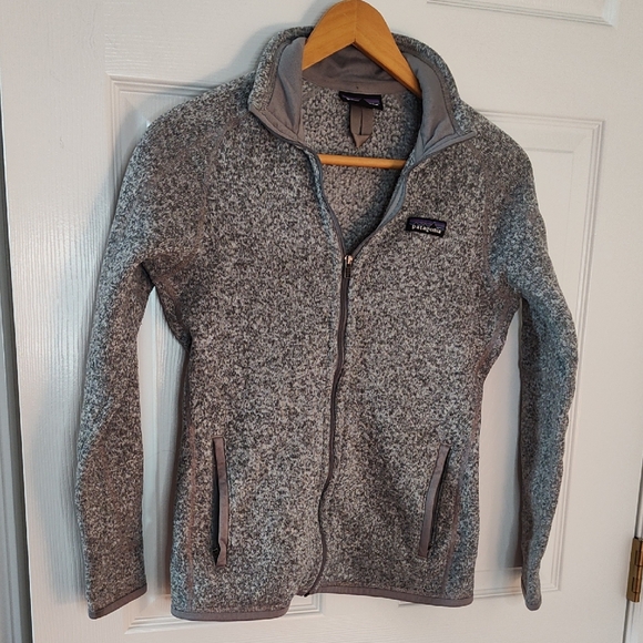 Patagonia Jackets & Blazers - Patagonia Women's Heathered Gray Fleece Jacket